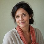 Porträt von Miriam Falk